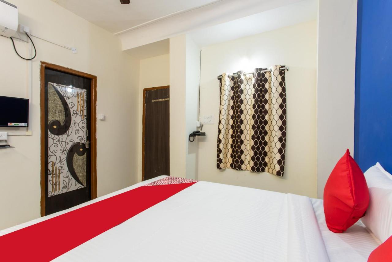 Oyo 27862 Hotel Brooklyn Индаур Экстерьер фото
