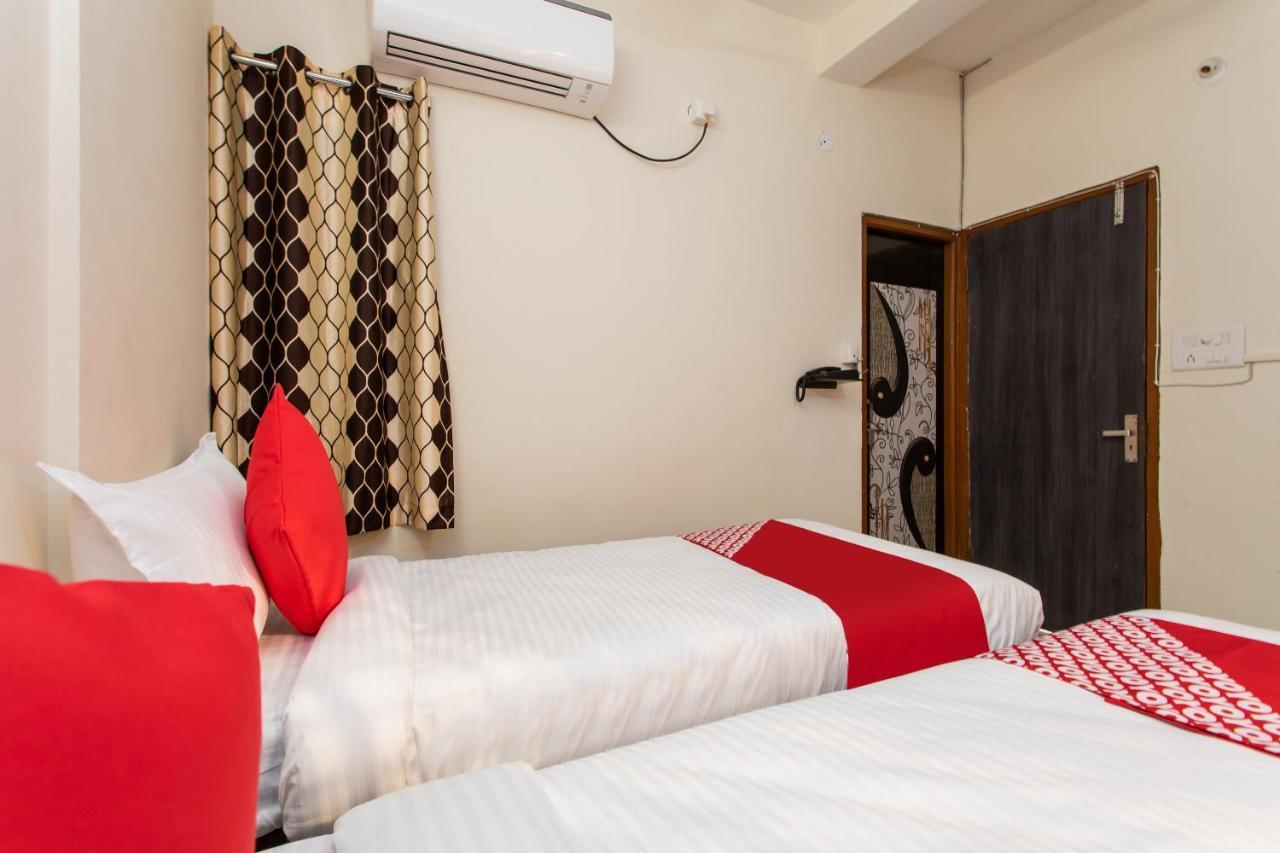 Oyo 27862 Hotel Brooklyn Индаур Экстерьер фото