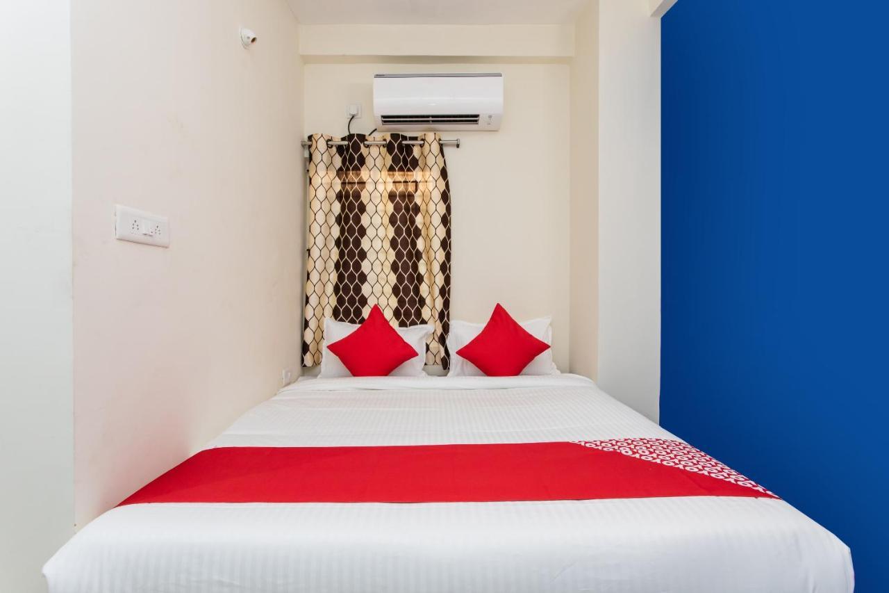 Oyo 27862 Hotel Brooklyn Индаур Экстерьер фото