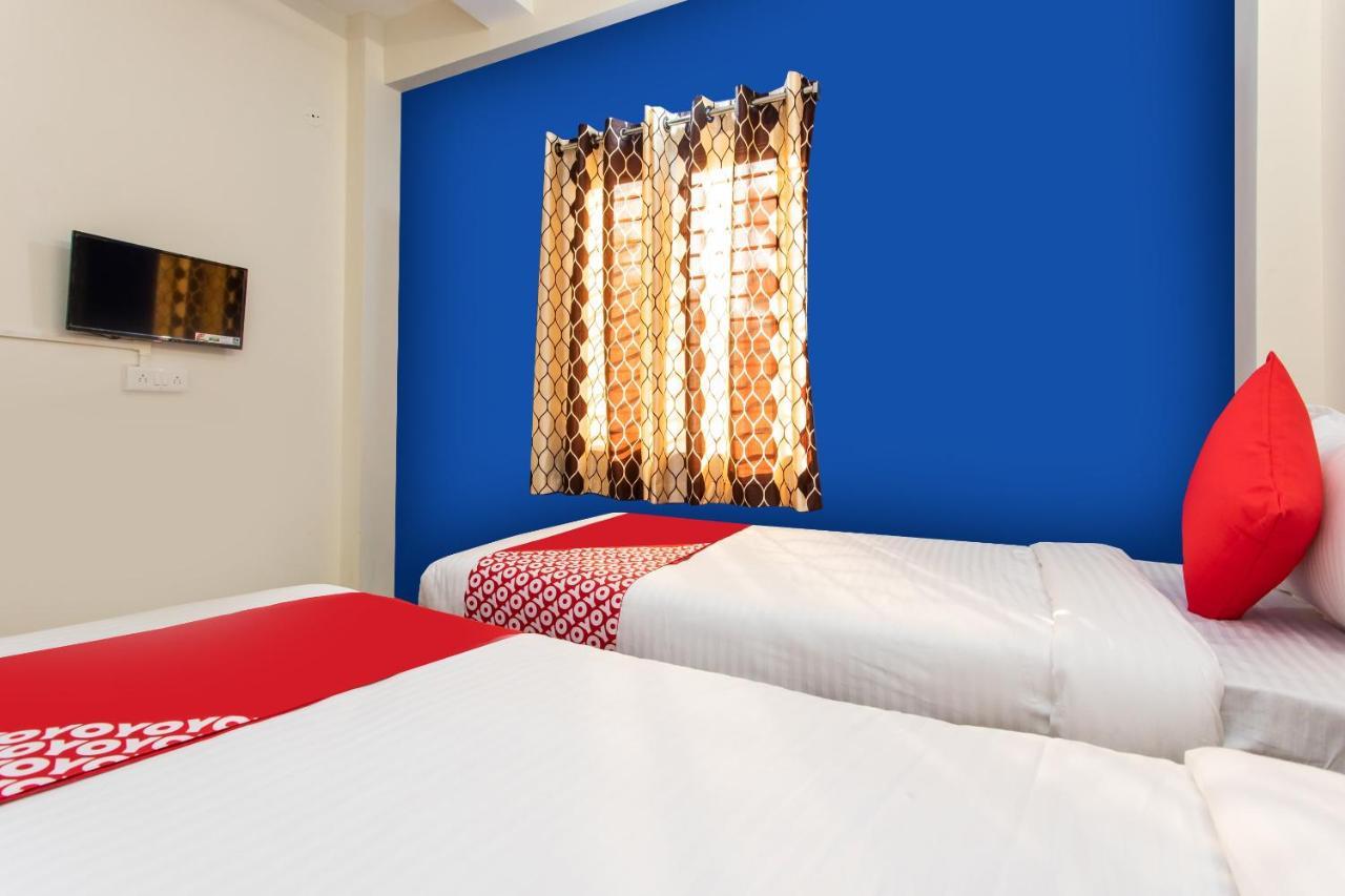 Oyo 27862 Hotel Brooklyn Индаур Экстерьер фото